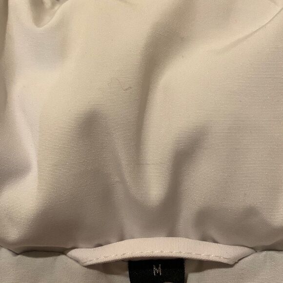 Guess winter coat M NWT - Picture 16 of 17